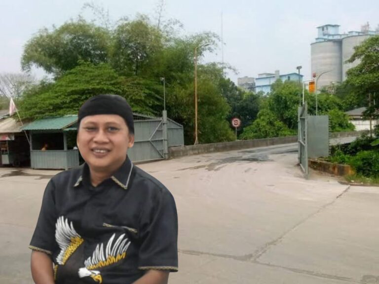 Warga Karawang Soroti Jembatan PT Jui Shin di Atas Sungai Cibeet yang Belum Berizin