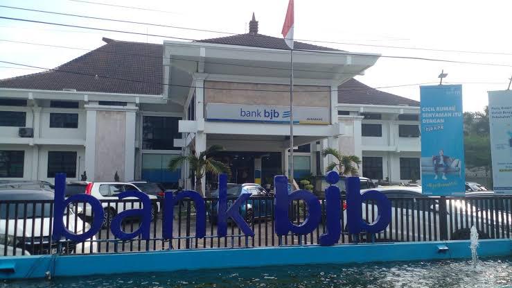 SOP Bank BJB Karawang Dipertanyakan, Pengusaha Titip Rp 1,1 Miliar di Hari Libur